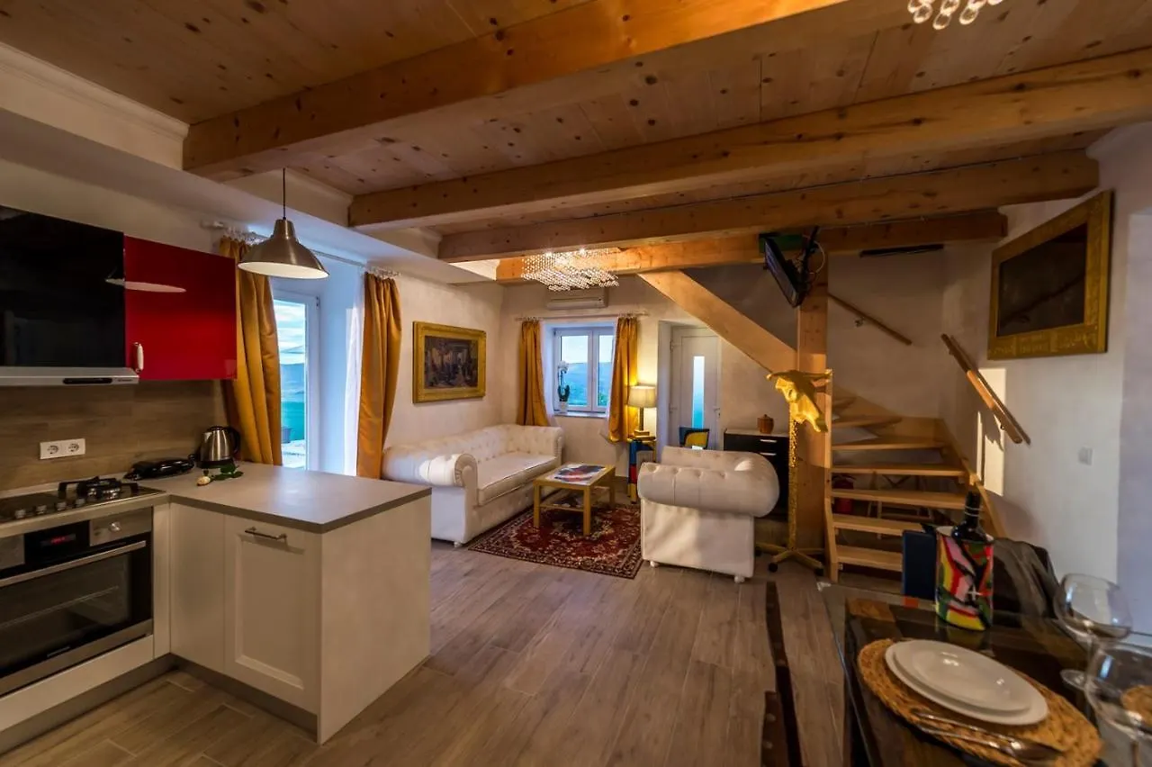 Villa Art House With Pool Vizinada Croatia