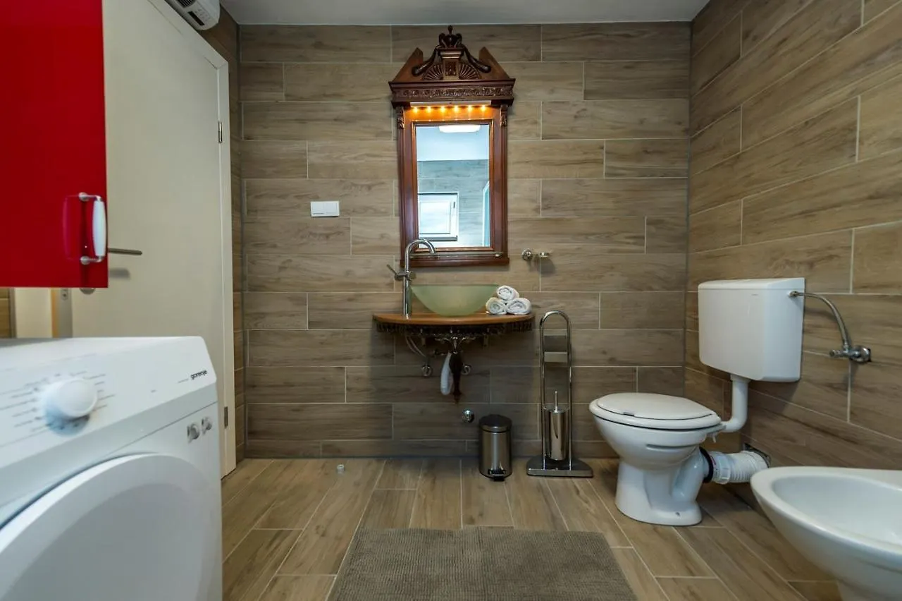 Villa Art House With Pool Vizinada Croatia